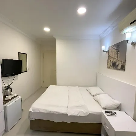 Отель Eagle Taksim Стамбул